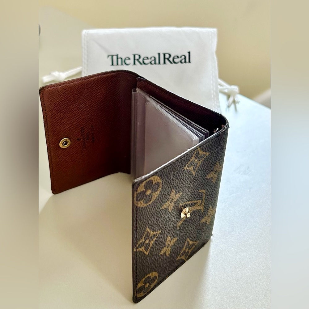 Authentic Louis Vuitton Vintage Monogram Wallet